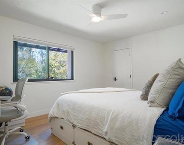 4905 El Arco Iris - Photo Thumbnail 26