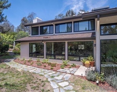 4905 El Arco Iris - Photo Thumbnail 9