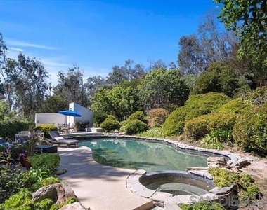 4905 El Arco Iris - Photo Thumbnail 5