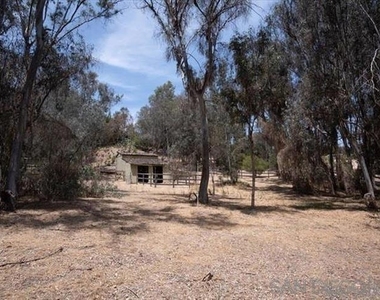 4905 El Arco Iris - Photo Thumbnail 11