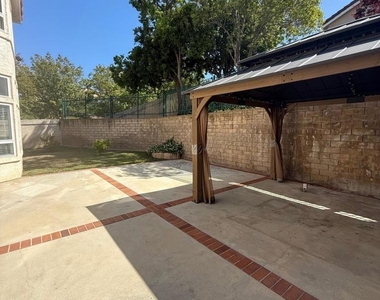 608 Allegro Court - Photo Thumbnail 21