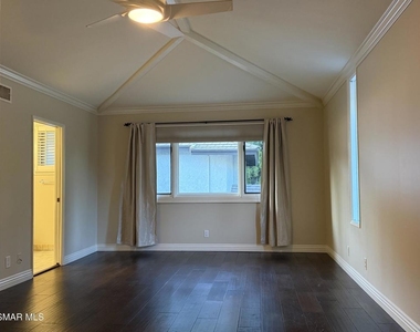 1275 Willsbrook Court - Photo Thumbnail 25