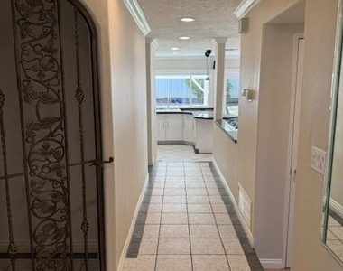 1275 Willsbrook Court - Photo Thumbnail 3