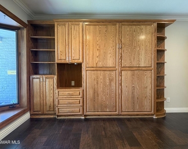 1275 Willsbrook Court - Photo Thumbnail 20