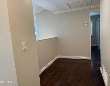 1275 Willsbrook Court - Photo Thumbnail 24