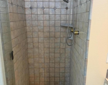1275 Willsbrook Court - Photo Thumbnail 31