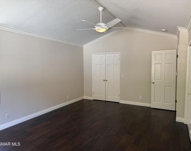 1275 Willsbrook Court - Photo Thumbnail 27