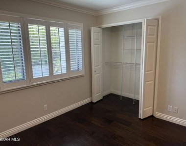 1275 Willsbrook Court - Photo Thumbnail 33
