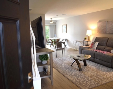 73195 Rod Laver Lane - Photo Thumbnail 8