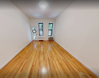 318 East 89th Street - Photo Thumbnail 1