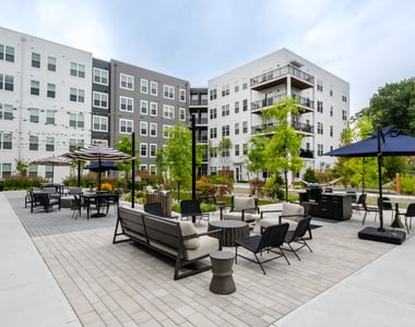 3 Westchester Park Drive - Photo Thumbnail 96