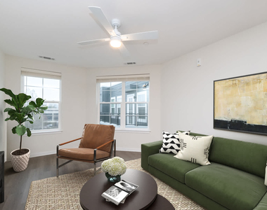 3 Westchester Park Drive - Photo Thumbnail 12