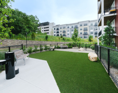 3 Westchester Park Drive - Photo Thumbnail 97