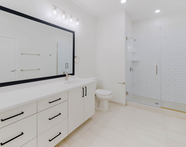 3 Westchester Park Drive - Photo Thumbnail 33
