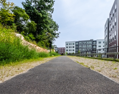 3 Westchester Park Drive - Photo Thumbnail 101
