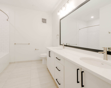 3 Westchester Park Drive - Photo Thumbnail 135