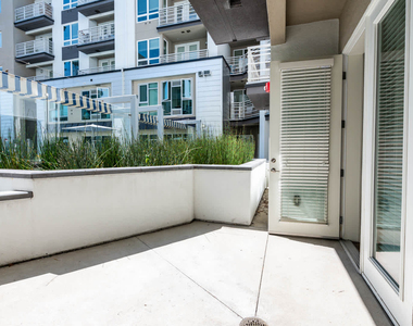 5900 Center Dr - Photo Thumbnail 18