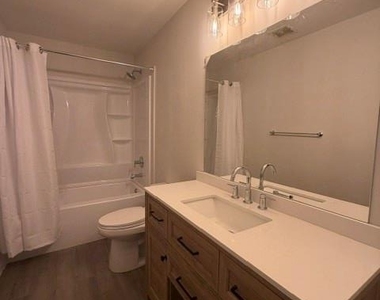 121 Hill Spur - Photo Thumbnail 3