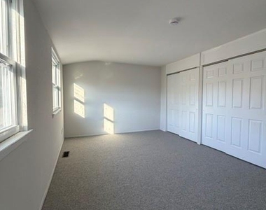 121 Hill Spur - Photo Thumbnail 4