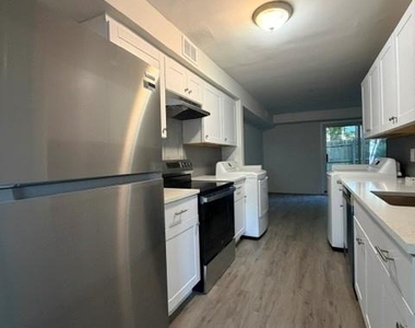 121 Hill Spur - Photo Thumbnail 1