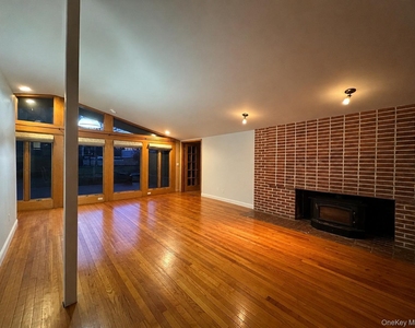 43 Tephanic Avenue - Photo Thumbnail 8