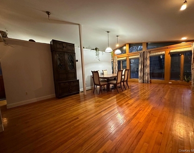 43 Tephanic Avenue - Photo Thumbnail 5