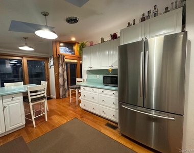 43 Tephanic Avenue - Photo Thumbnail 2