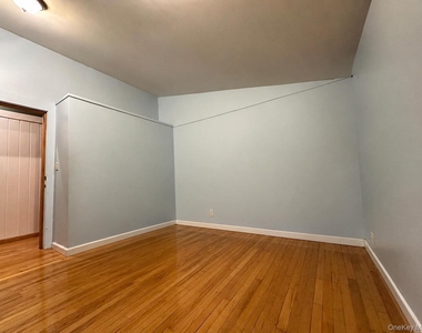 43 Tephanic Avenue - Photo Thumbnail 10
