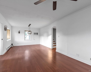265 Jefferson Street - Photo Thumbnail 2