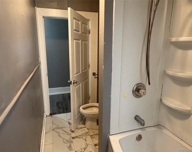 2 Park Place - Photo Thumbnail 6