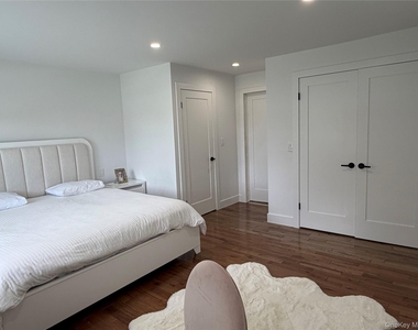 3426 Gomer Street - Photo Thumbnail 6