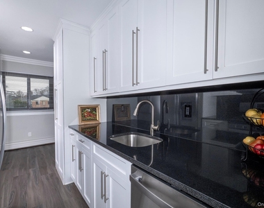 403 East Main Street - Photo Thumbnail 1