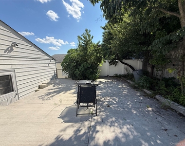 85 Halley Street N - Photo Thumbnail 14