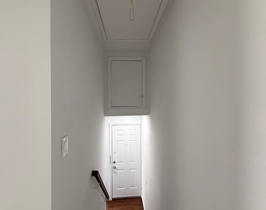 85 Halley Street N - Photo Thumbnail 8