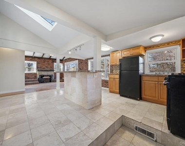 37 Orchard Trail - Photo Thumbnail 1