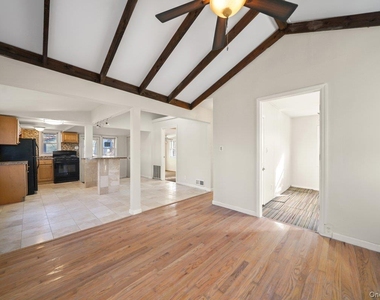 37 Orchard Trail - Photo Thumbnail 5