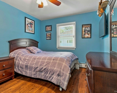 8 Marlan Court - Photo Thumbnail 28