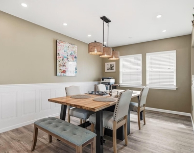 251 Arthur Street - Photo Thumbnail 7