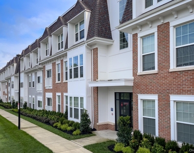 87103 Circle Drive - Photo Thumbnail 1