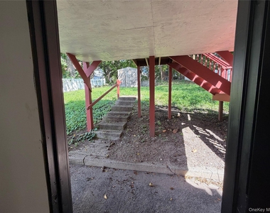 29 Delano Street - Photo Thumbnail 9