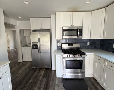 91 River Avenue - Photo Thumbnail 9