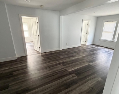 91 River Avenue - Photo Thumbnail 6
