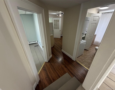 29 Delano Street - Photo Thumbnail 7