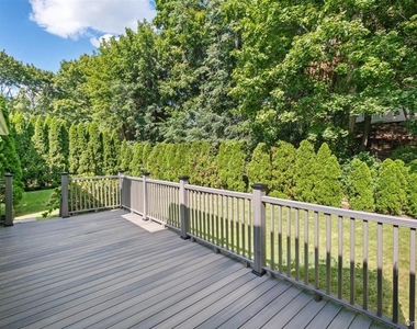 36 Chatham Road - Photo Thumbnail 15