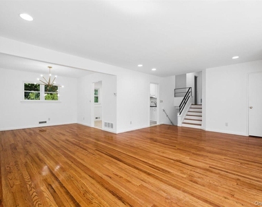 36 Chatham Road - Photo Thumbnail 2
