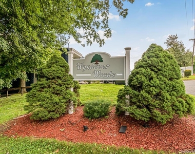 9 Wyndover Woods Lane - Photo Thumbnail 21