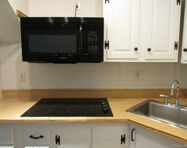 23 Howard Street - Photo Thumbnail 8