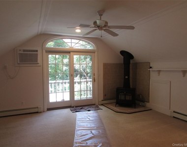 23 Howard Street - Photo Thumbnail 11