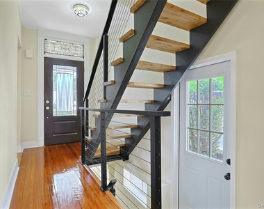 28 Burd Street - Photo Thumbnail 4
