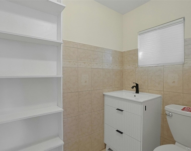 28 Burd Street - Photo Thumbnail 16